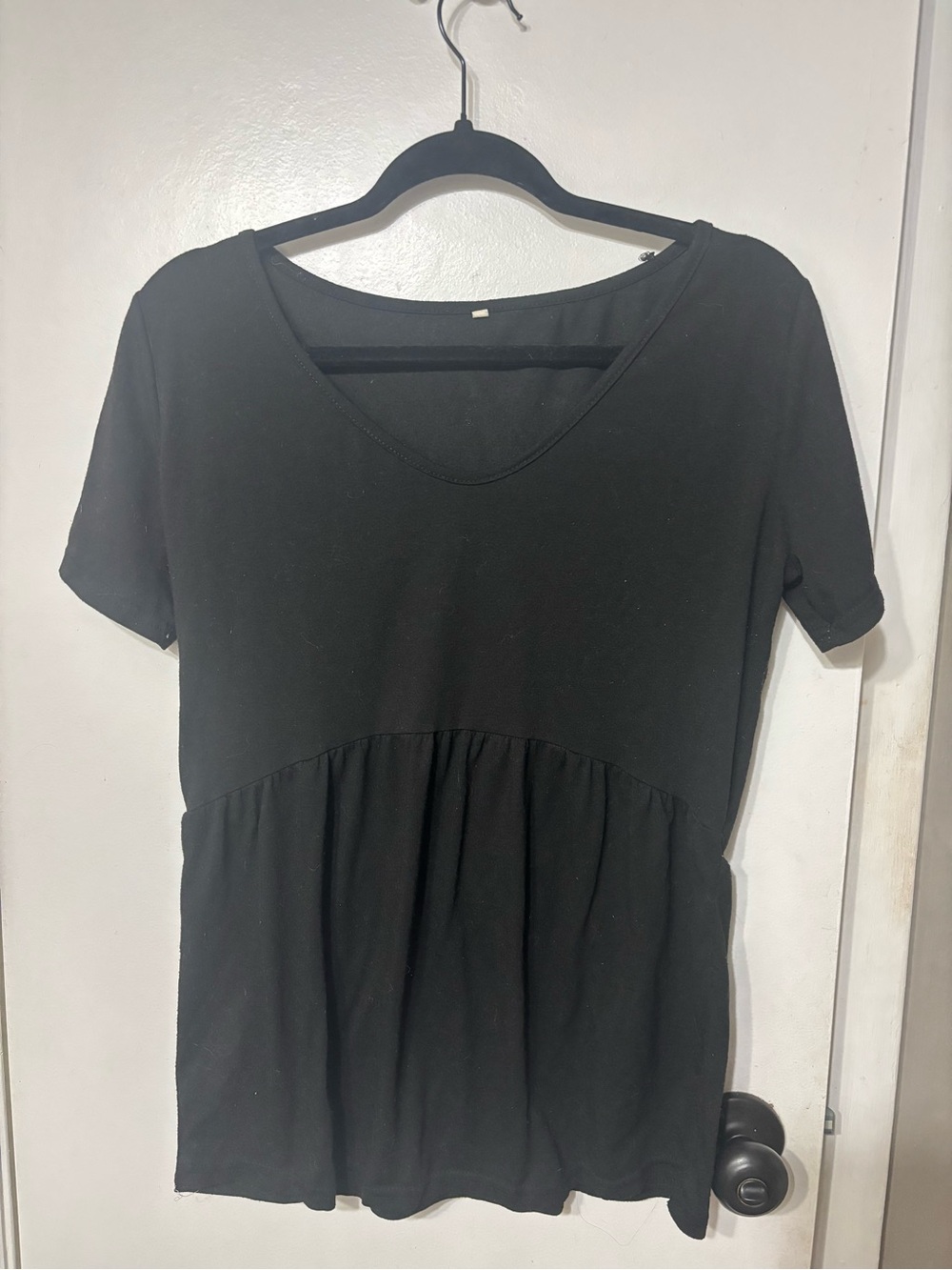 Classic Black V-Neck Short Sleeve Peplum Top